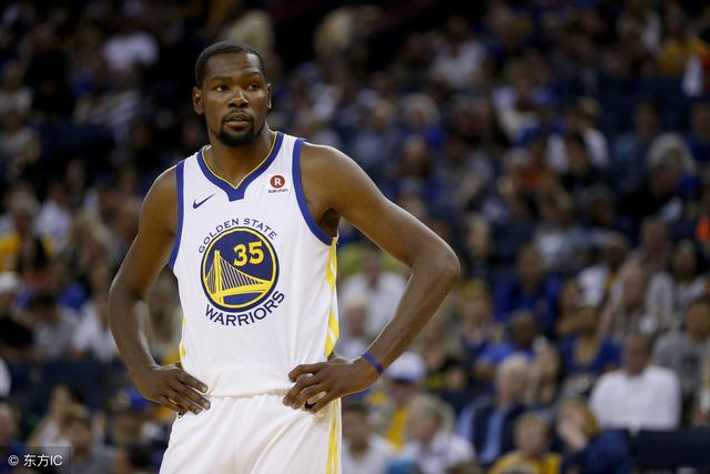 詹姆斯63+21沃特斯40分周琦25分 天津大胜广东